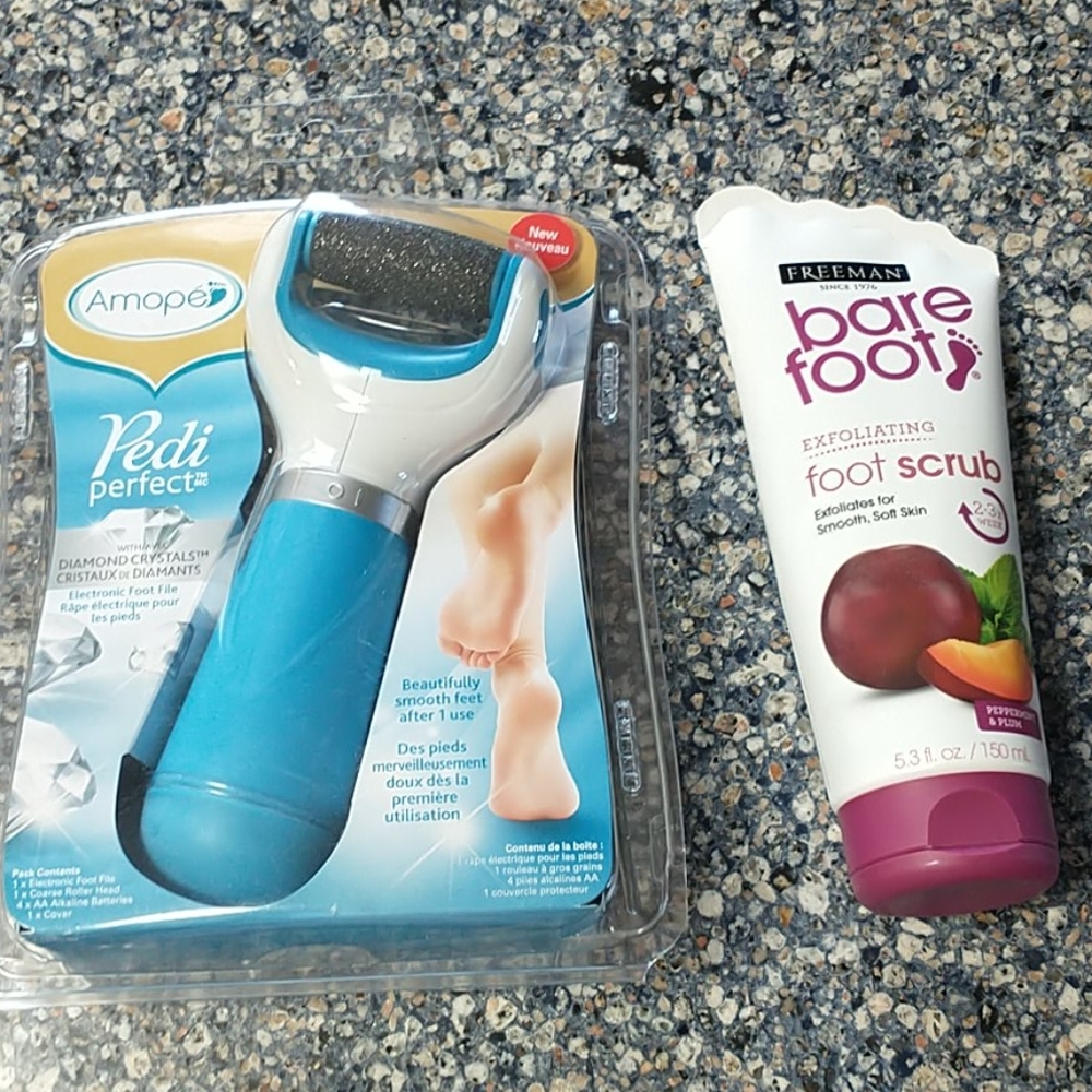 Amope Pedi Perfect electronic foot file exfoliator